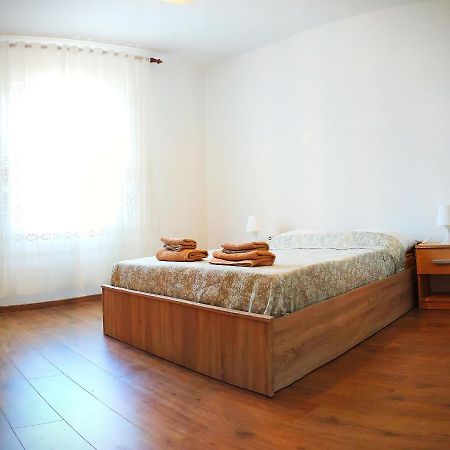 Apartman "Lima" Apartment Pula Exterior photo